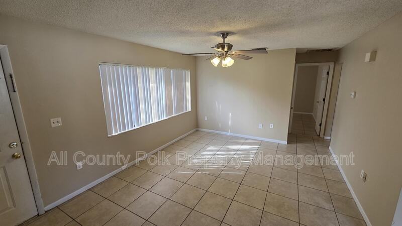 248 Leelon Rd - Photo 3 of 12