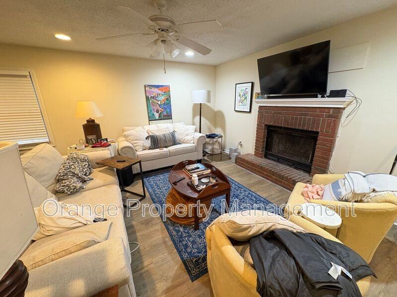 112 College Heights Blvd - Photo 6 of 16