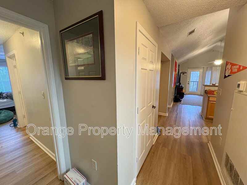 1331 Harts Ridge Dr - Photo 2 of 18