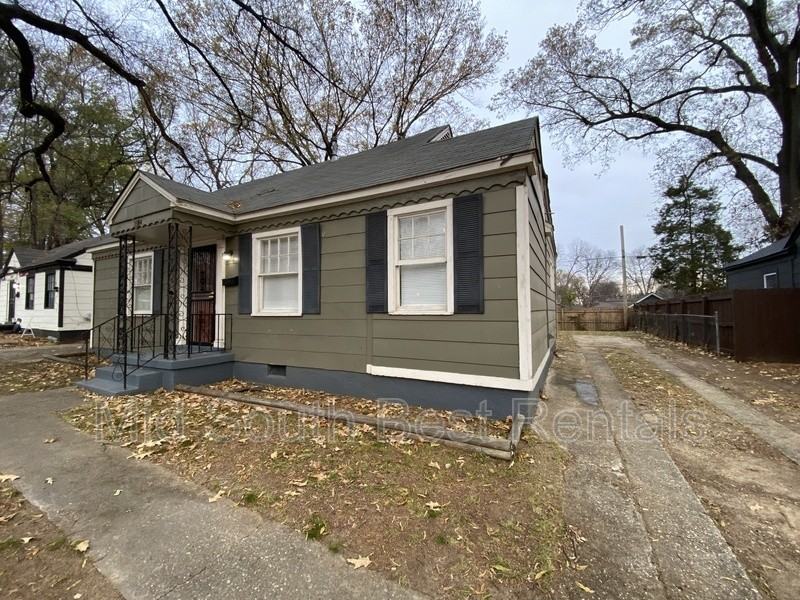 3384 Buchanan Ave - Photo 2 of 14