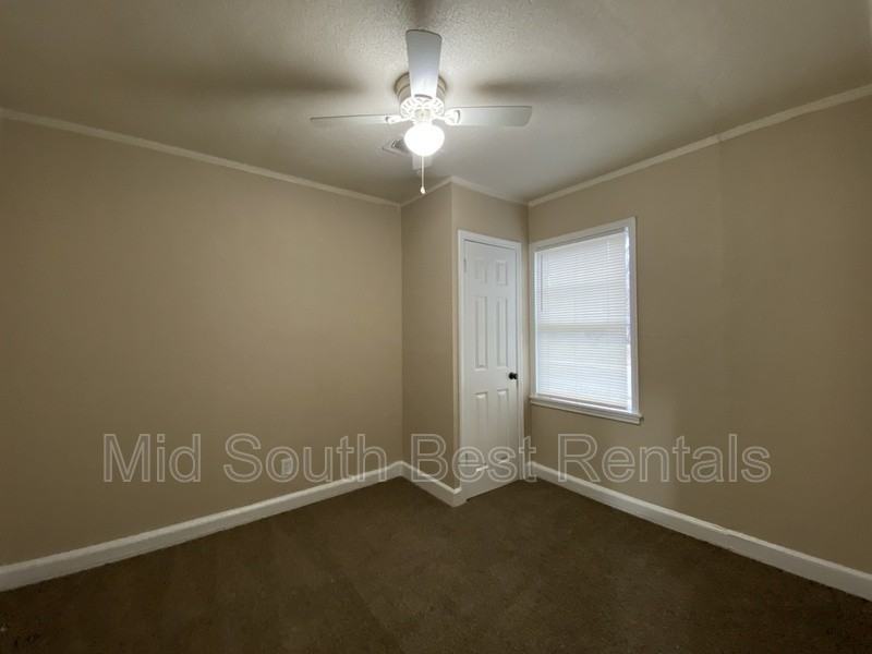 3384 Buchanan Ave - Photo 6 of 14