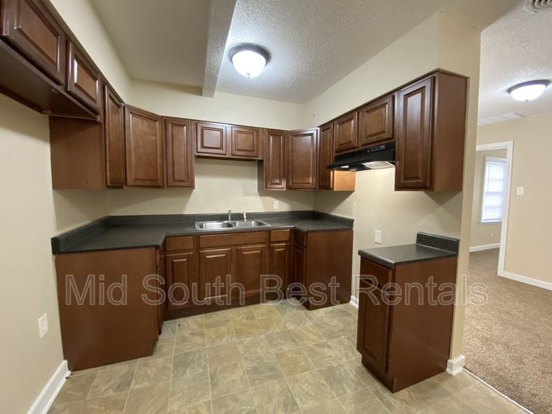 1150 David St - Photo 4 of 15