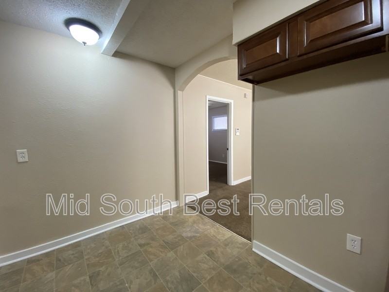 1150 David St - Photo 5 of 15