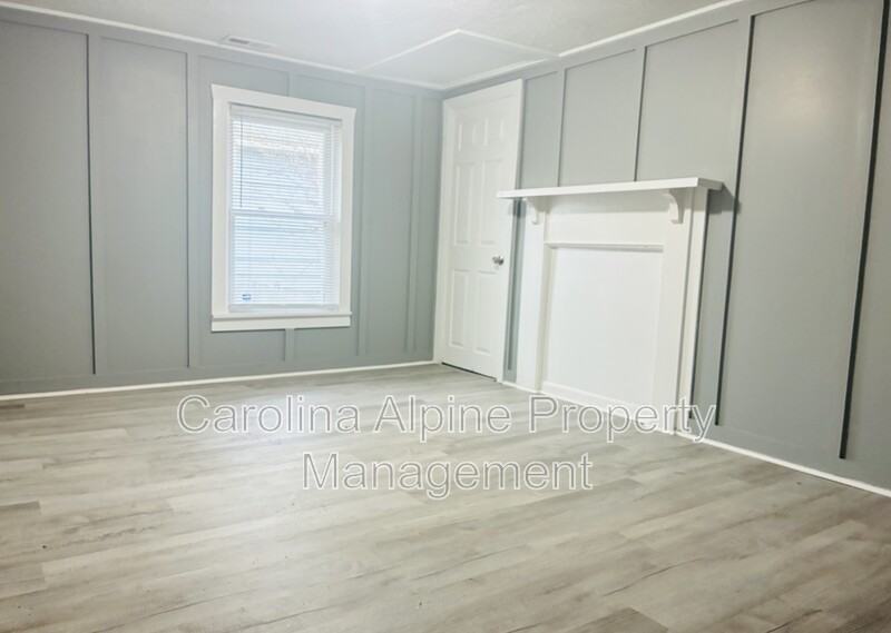 1021 Dodd St - Photo 7 of 20