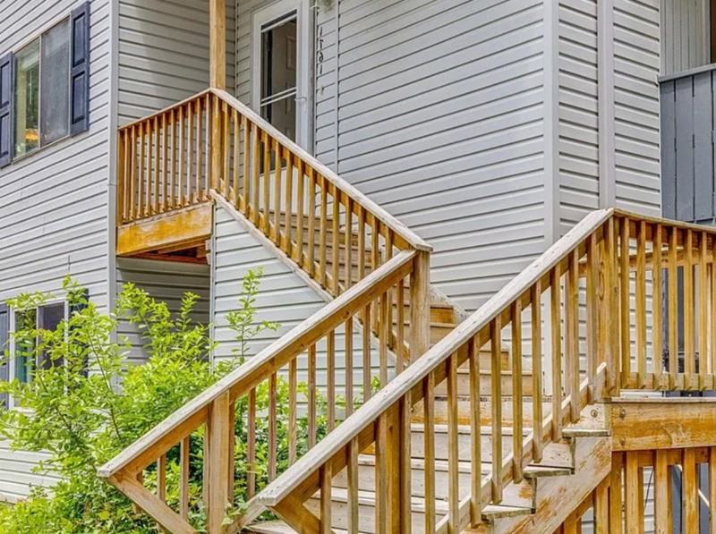 1722 Hunters Trl - Photo 2 of 14