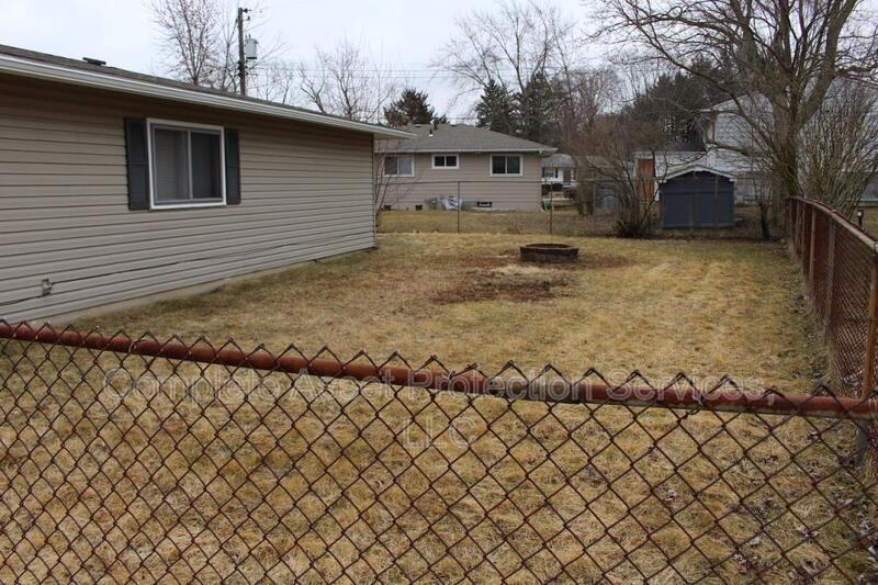 7019 Van Buren Ln - Photo 2 of 15