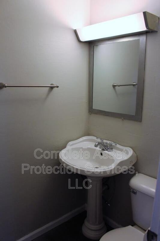 7019 Van Buren Ln - Photo 6 of 15