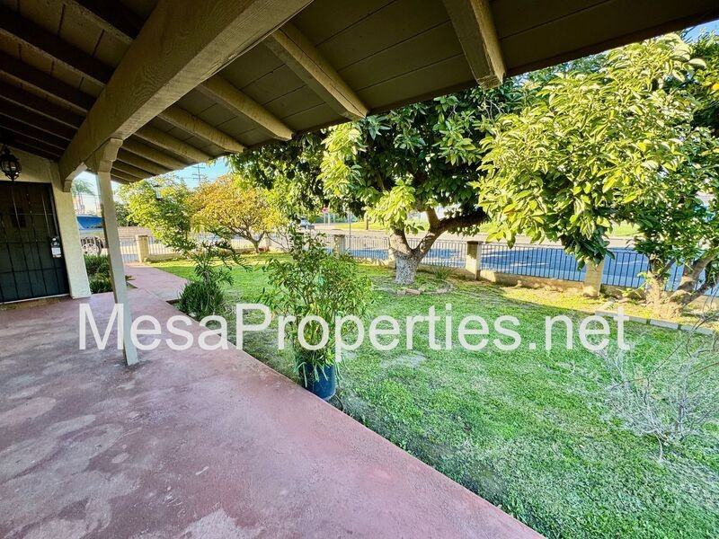 21010 E Cypress St - Photo 5 of 27