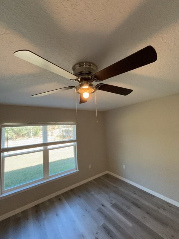 3099 W Viking Ln - Photo 7 of 14