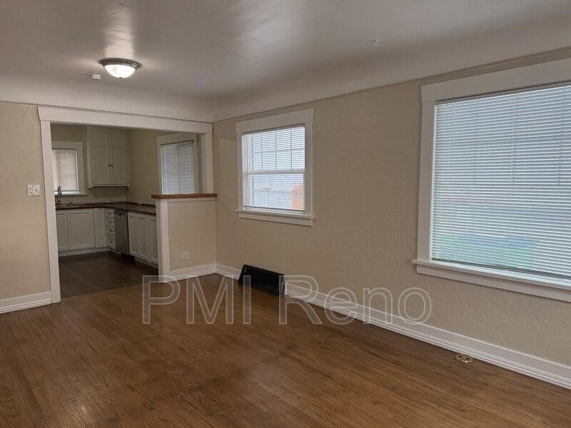 315 Ryland St - Photo 2 of 23