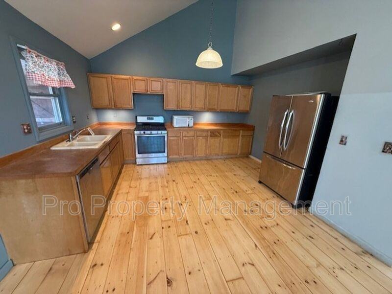 500 Nonnewaug Rd #2 - Photo 7 of 10