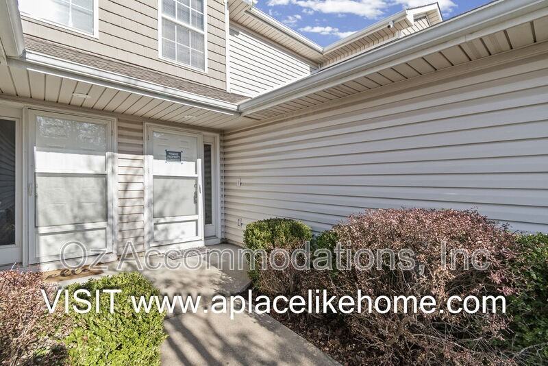 803 Sw Imperial Ln - Photo 4 of 34