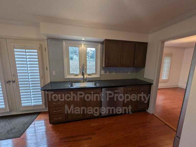 3023 Shallowood Ln - Photo 3 of 29