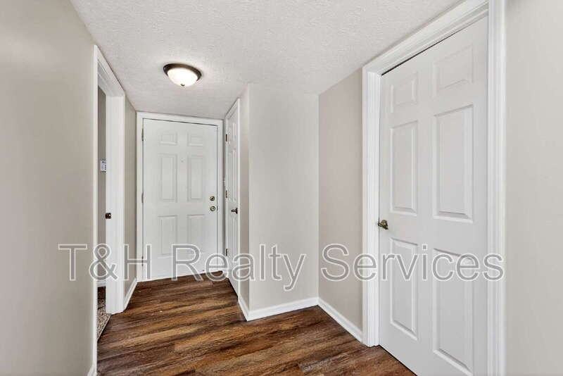 6016 Mcclellan Ct - Photo 5 of 26