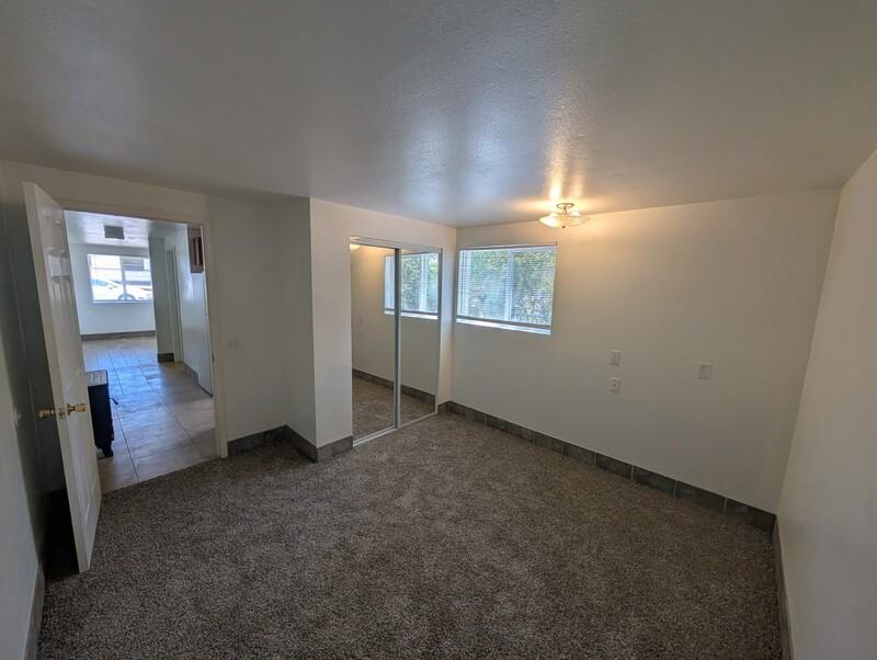 333 S Old Pacific Hwy #5 - Photo 5 of 11