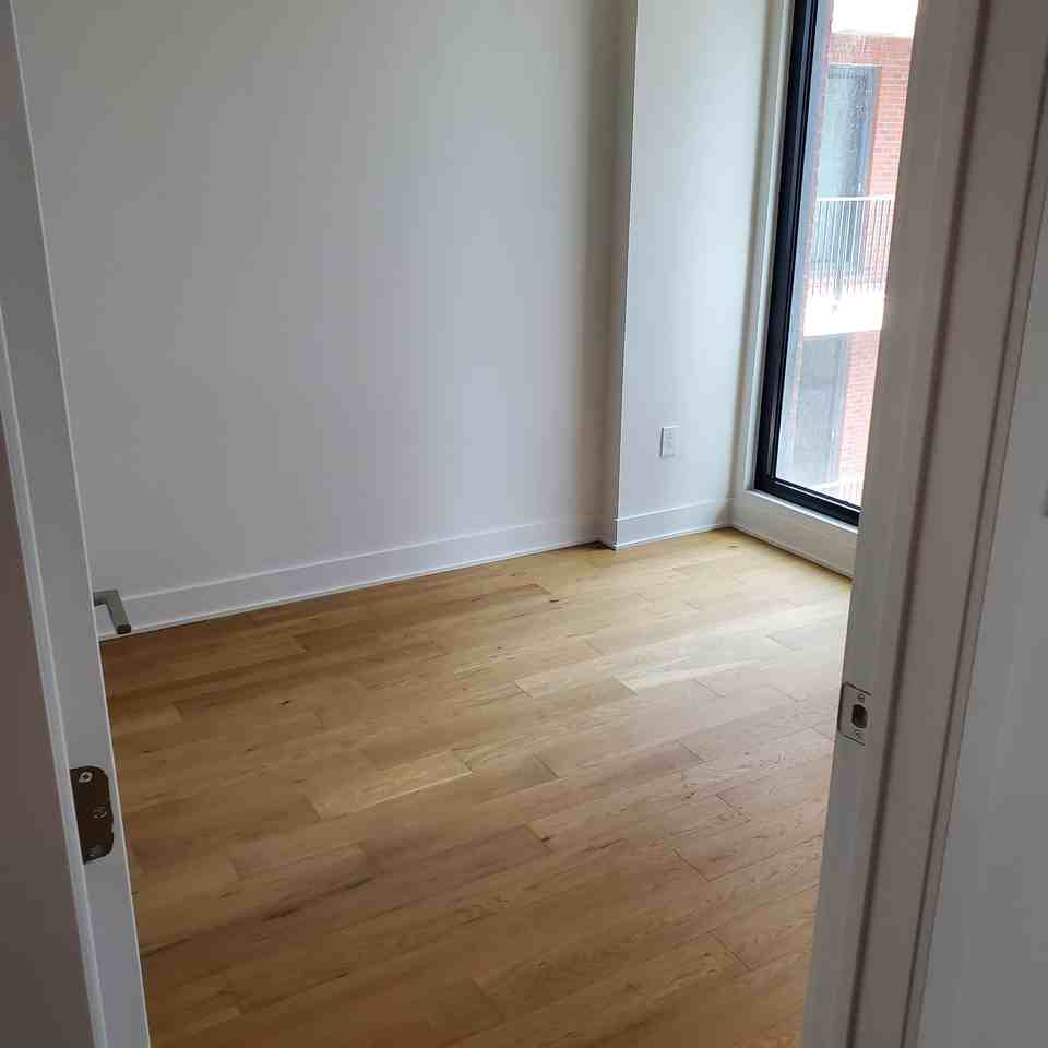 2180 Rue Sainte-Catherine Est #432 - Photo 3 of 15