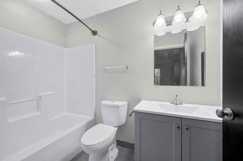 9036 Charlotte Ct - Photo 5 of 13