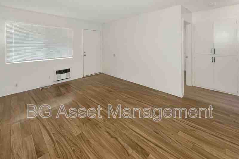 424 San Marco St #1 - Photo 3 of 22