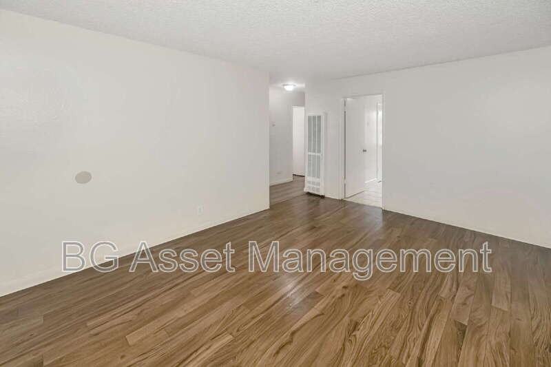 424 San Marco St #1 - Photo 4 of 22