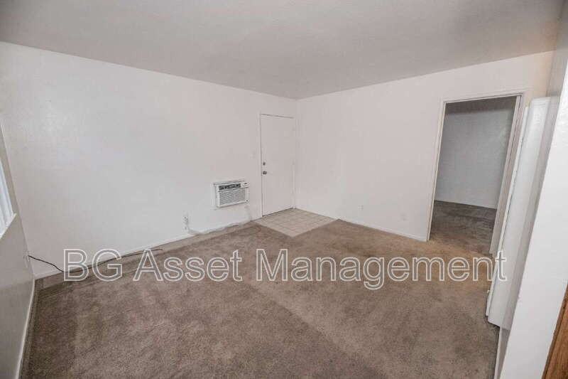 442 San Marco St #8 - Photo 3 of 17