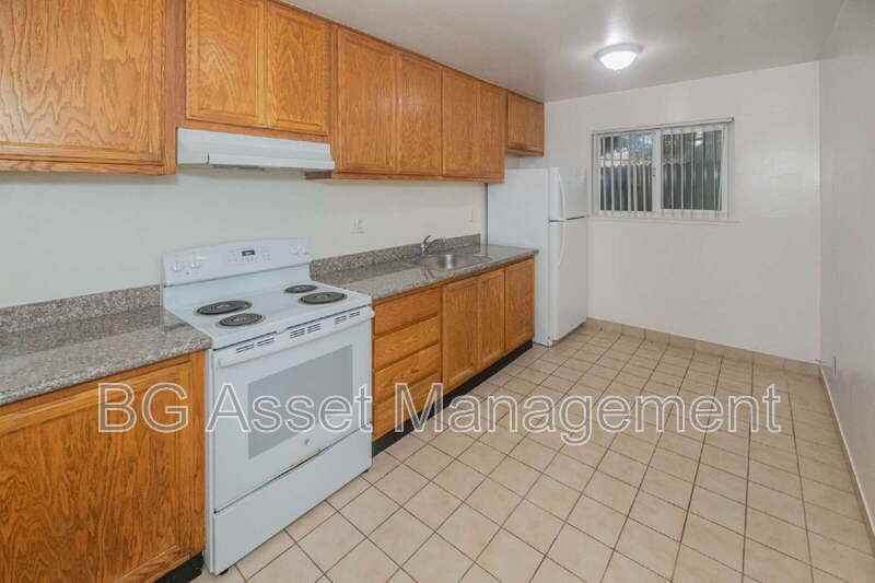 442 San Marco St #8 - Photo 5 of 17