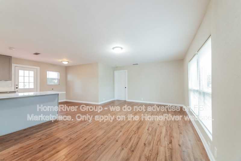 209 W County Line Rd - Photo 2 of 19