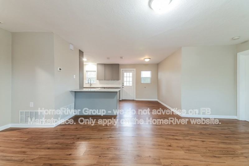 209 W County Line Rd - Photo 4 of 19