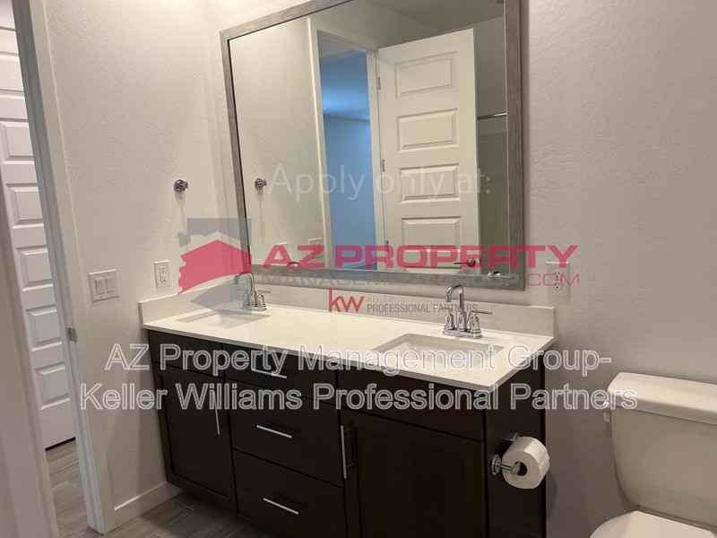 12481 W Kaler Dr - Photo 7 of 16