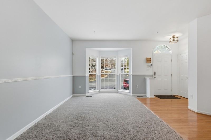 7402 Serenade Cir - Photo 3 of 23