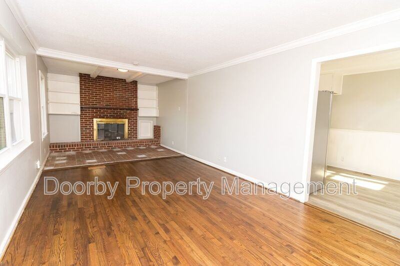 103 Bentley Dr - Photo 3 of 22