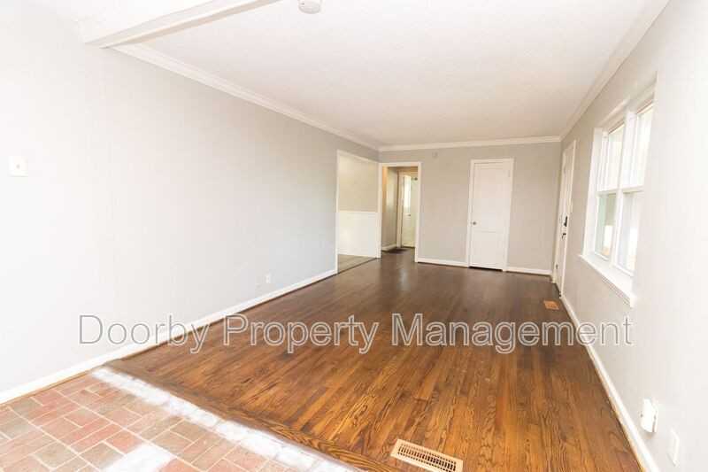 103 Bentley Dr - Photo 4 of 22