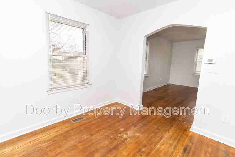 4913 Carolyn Ln - Photo 5 of 16