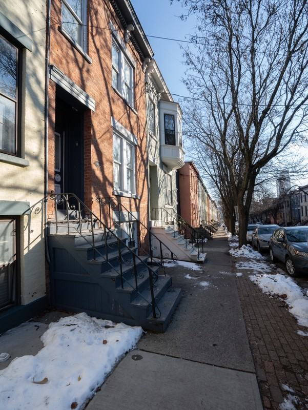 355 Hudson Ave - Photo 2 of 21