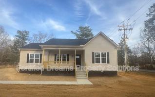 featured image of 400 N Smith St