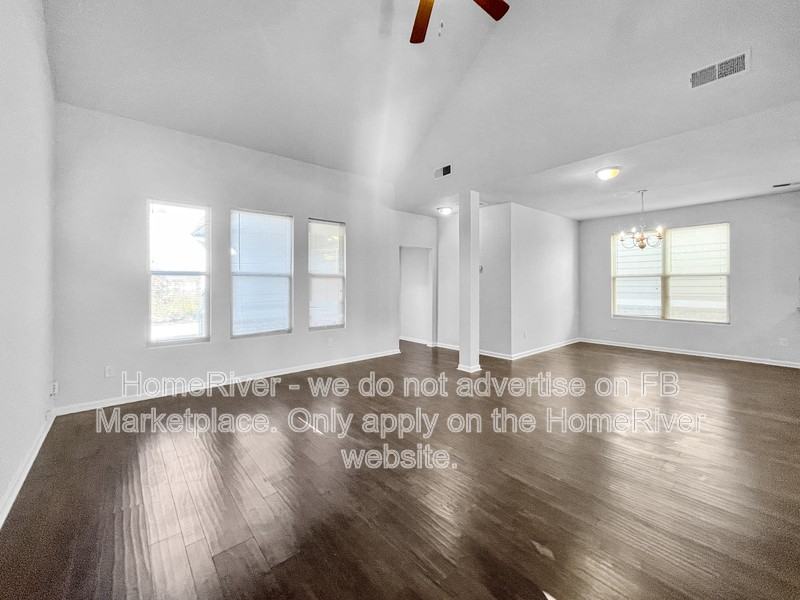 172 Daisy Cir - Photo 2 of 25