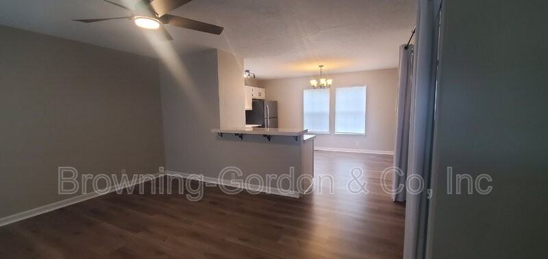 1727 14th Ave N - Photo 4 of 14