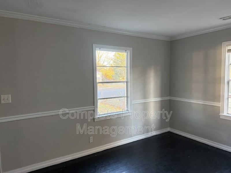 1152 14th Pl Sw - Photo 7 of 10