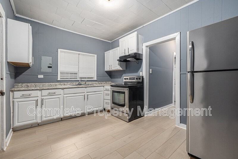 5906 5th St S - Photo 3 of 10