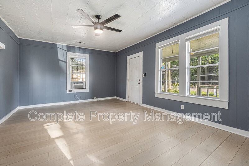 5906 5th St S - Photo 4 of 10