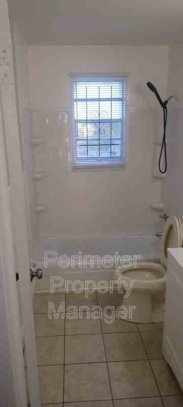 9306 Gibson Ave - Photo 6 of 11