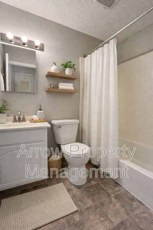 1119 E St #04 - Photo 5 of 7