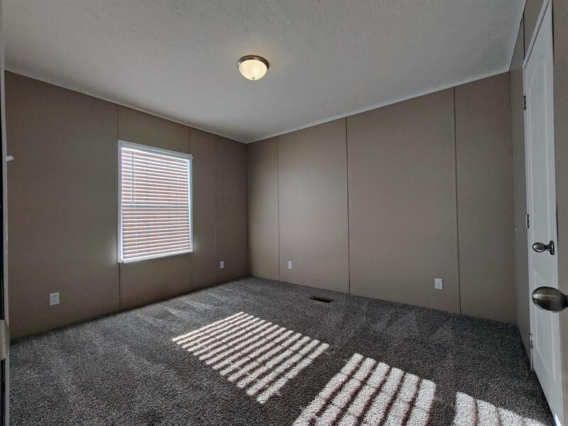 4609 Rainbow Ln - Photo 5 of 18