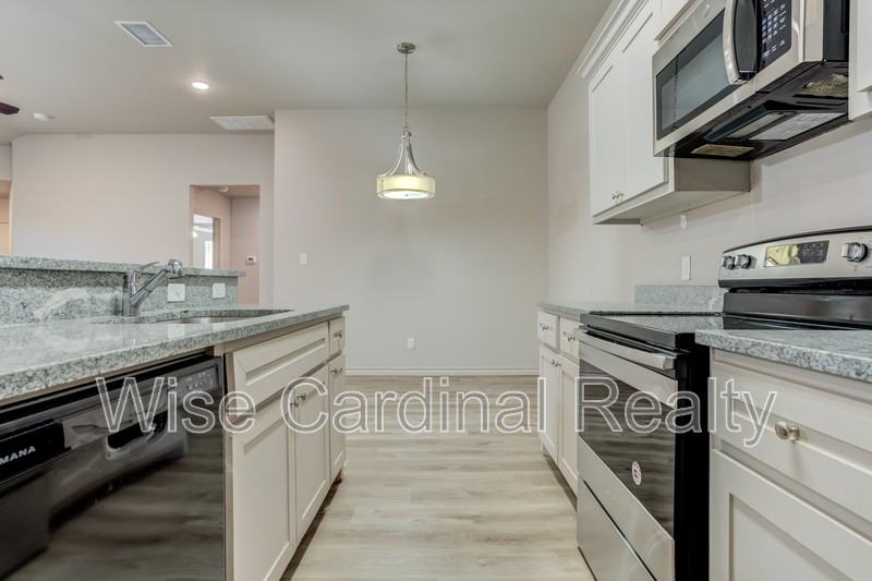 17815 107th St - Photo 7 of 30