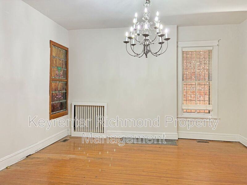 2020 Floyd Ave - Photo 4 of 24