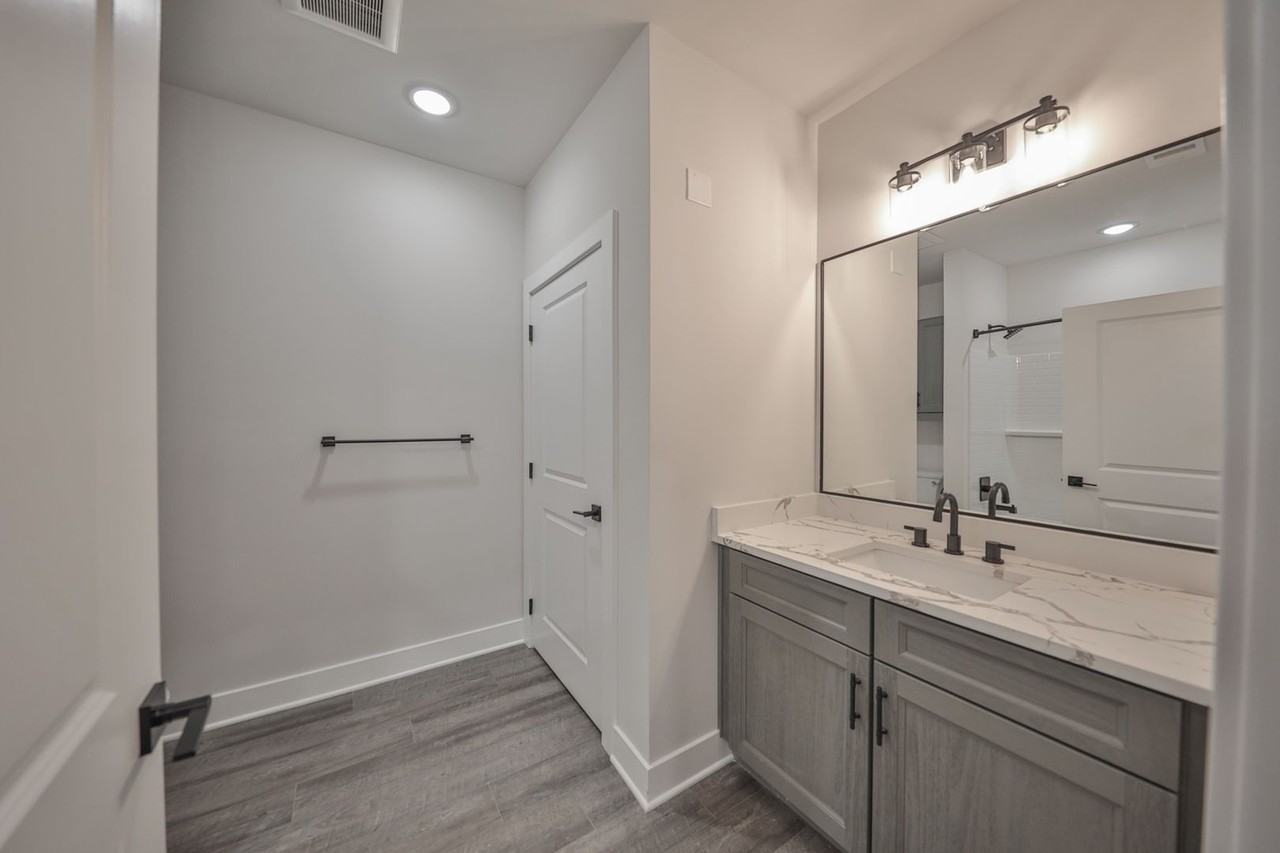 HH Bangor Block - Photo 7 of 50