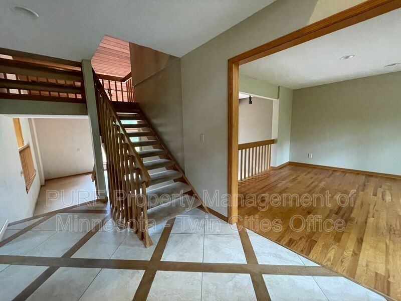 4432 Woodlane Dr - Photo 2 of 29