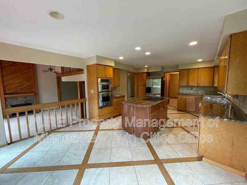 4432 Woodlane Dr - Photo 5 of 29