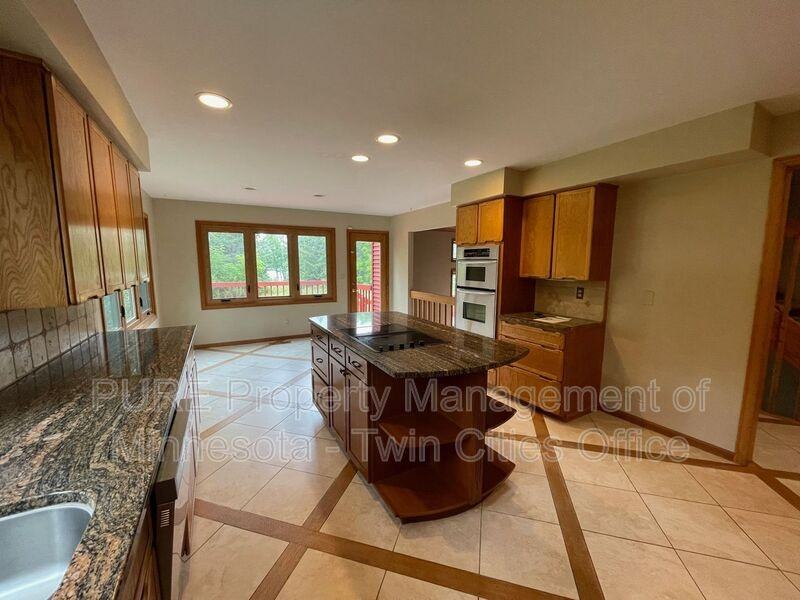 4432 Woodlane Dr - Photo 6 of 29