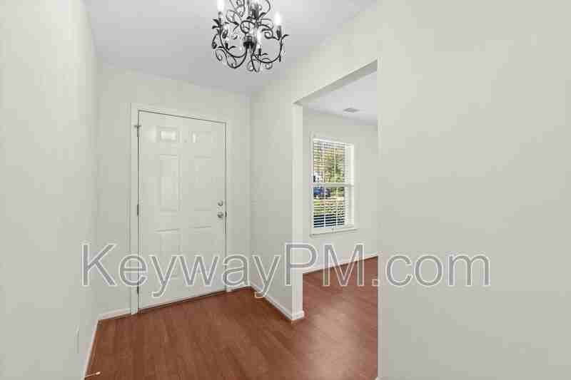 189 Satomi Way - Photo 4 of 22