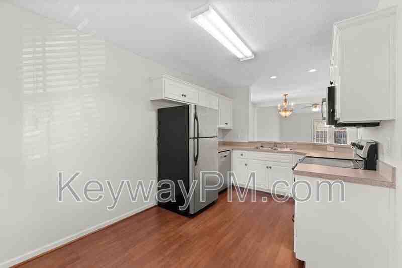 189 Satomi Way - Photo 7 of 22